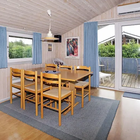 Three-bedroom Holiday In Ansager 7 Hemmet