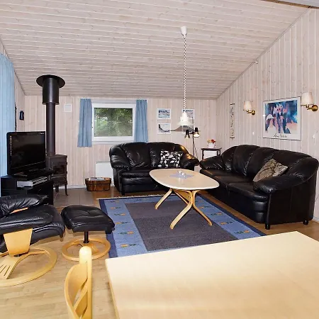 Three-bedroom Holiday In Ansager 7 * Hemmet