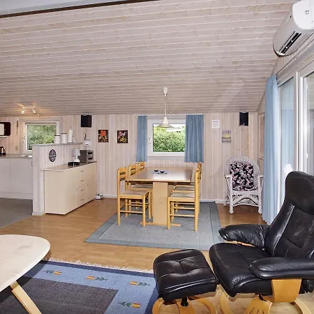 Three-bedroom Holiday In Ansager 7 別荘